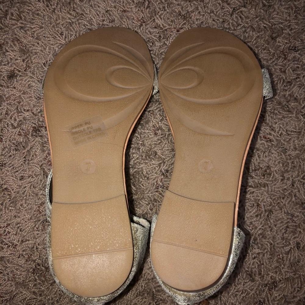 Gold sparkle sandals - Picture 4 of 5